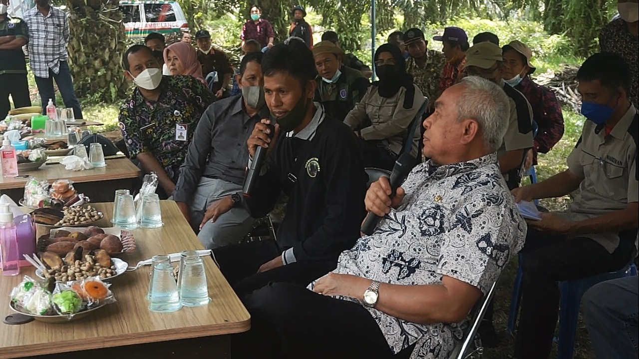 Ramah Tamah Gubernur dengan Kelompok Ternak  Gawi Bersama