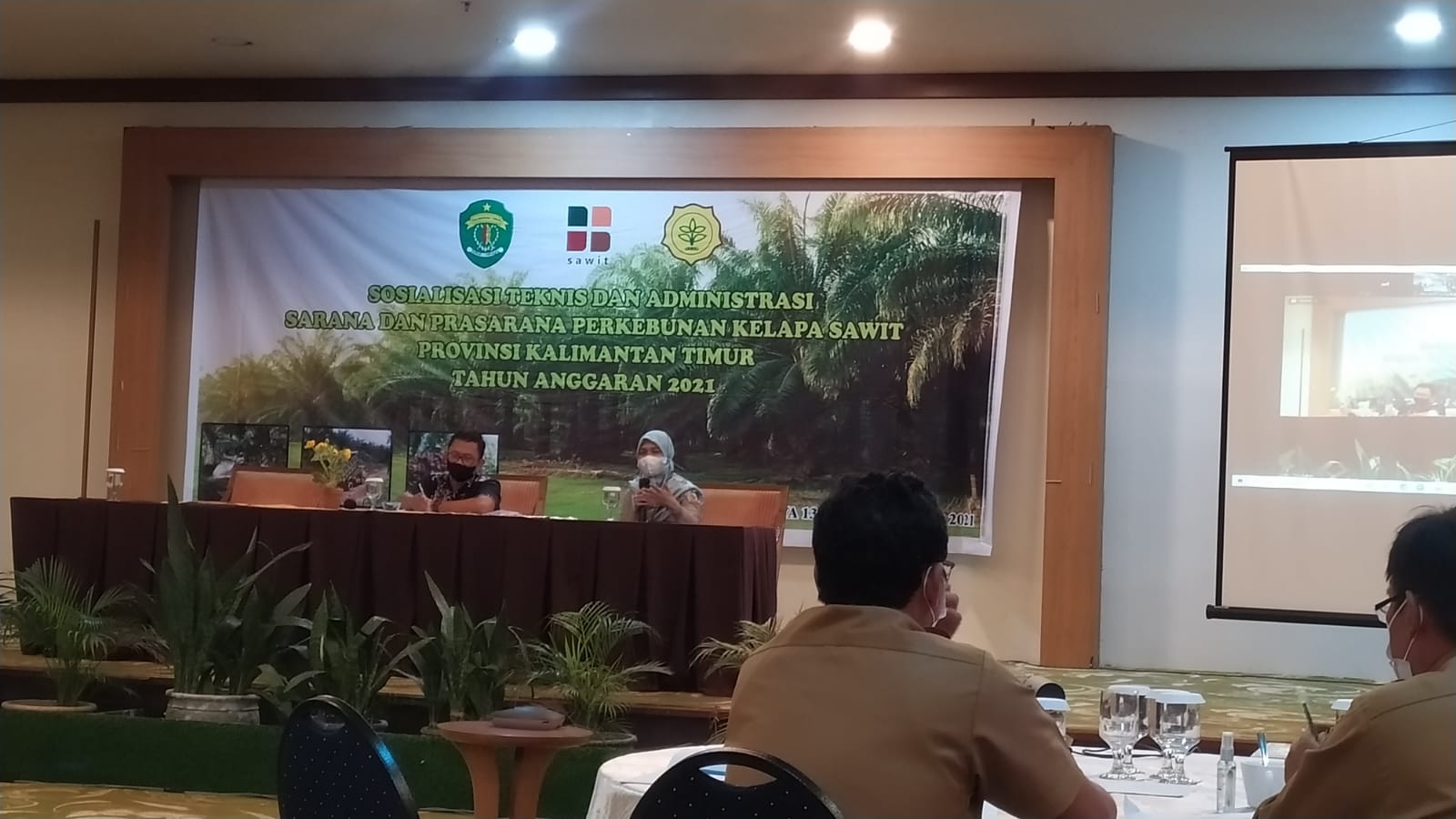 Tim Sarana dan Prasarana Ikuti Sosialisasi Teknis dan Administrasi Sapras BPDPKS  di Samarinda